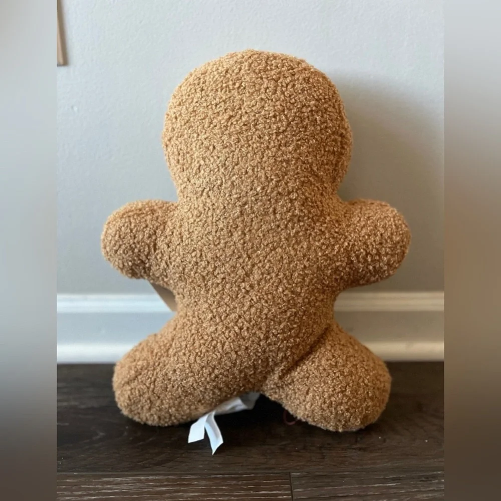 NWT Target Bullseye Playground Gingerbread Man Pillow